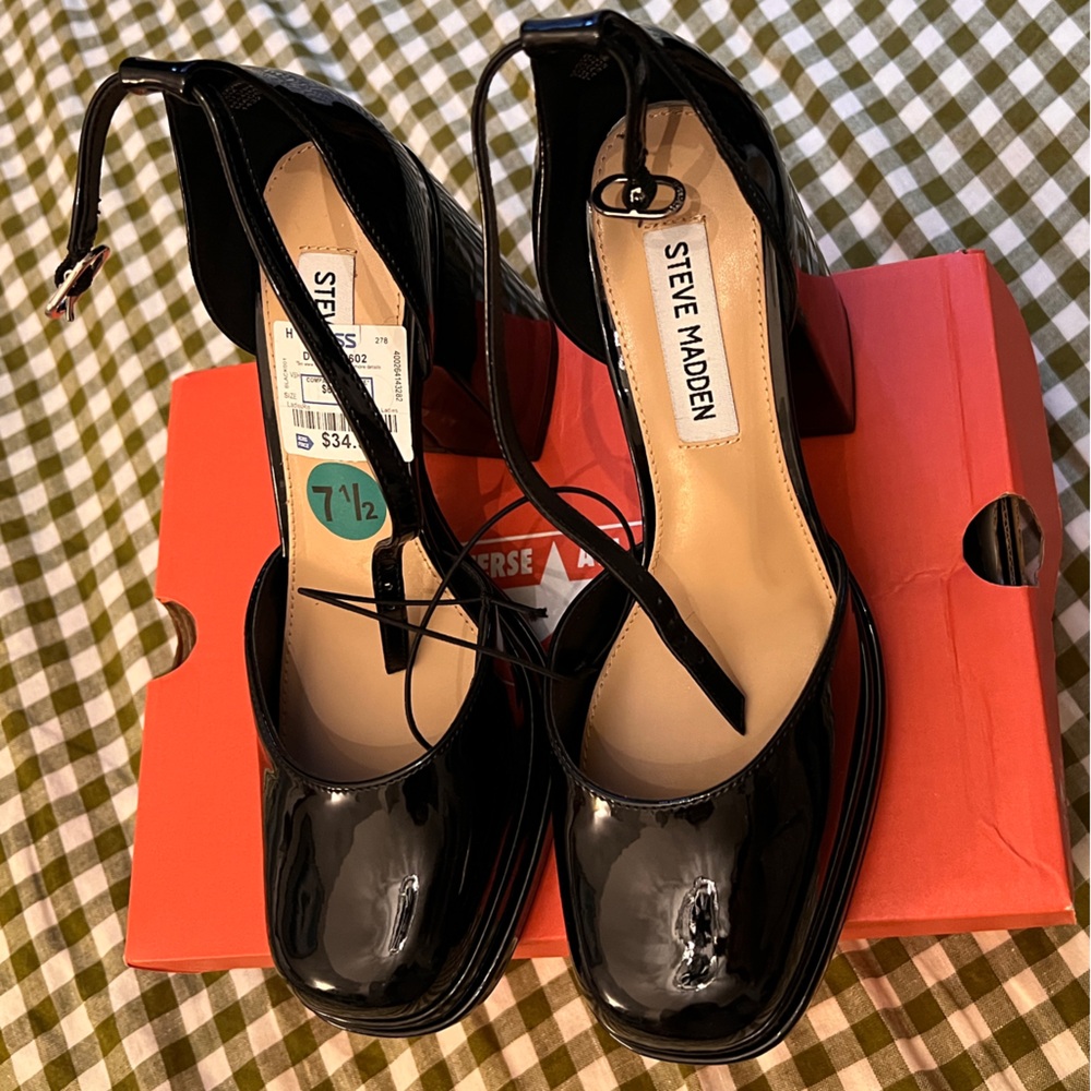 Steve Madden Black Patent Leather Heels